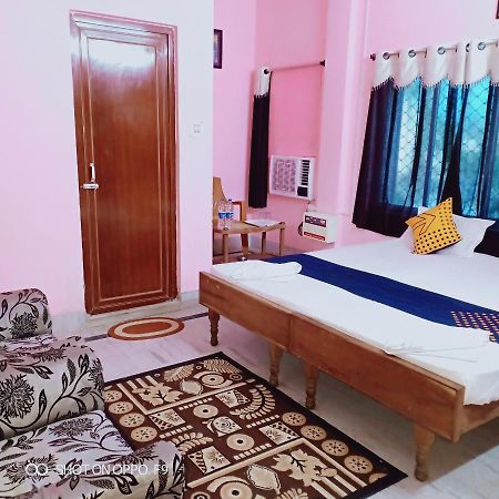 Hotel Gunjan Пури Экстерьер фото
