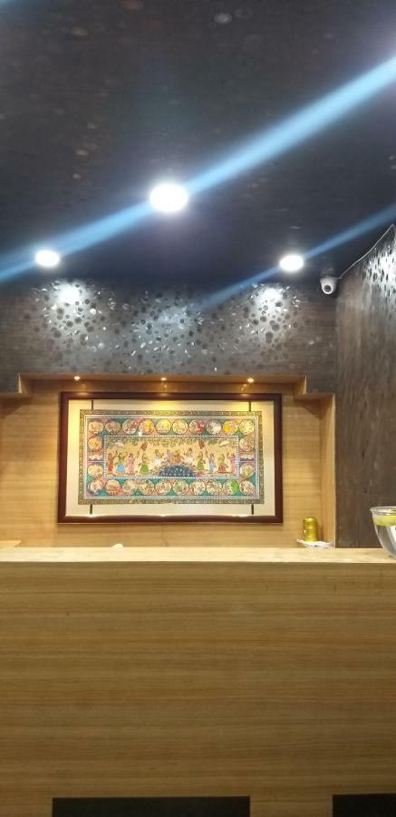 Hotel Gunjan Пури Экстерьер фото