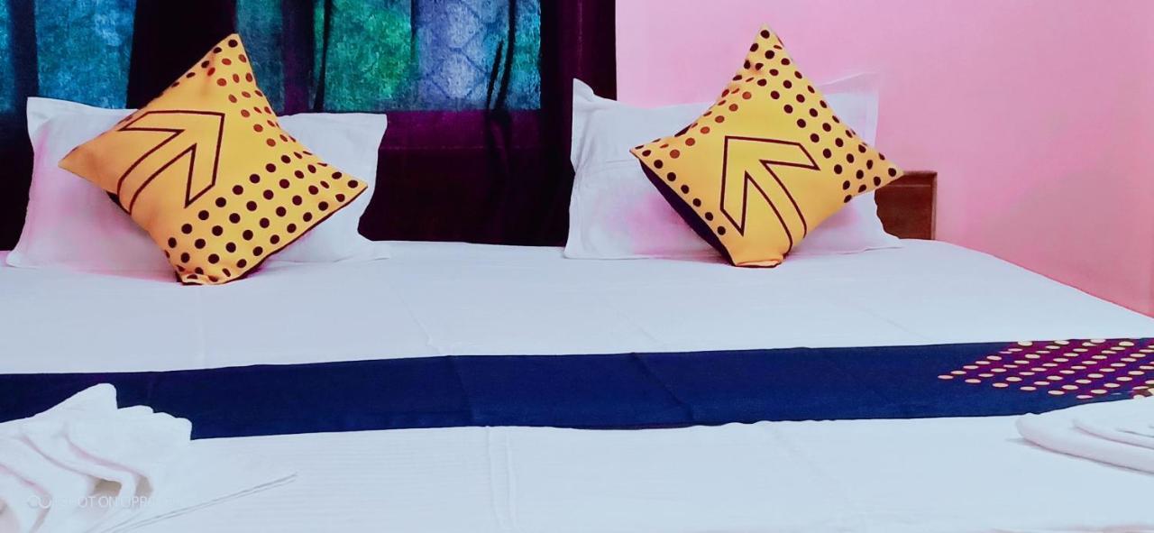 Hotel Gunjan Пури Экстерьер фото